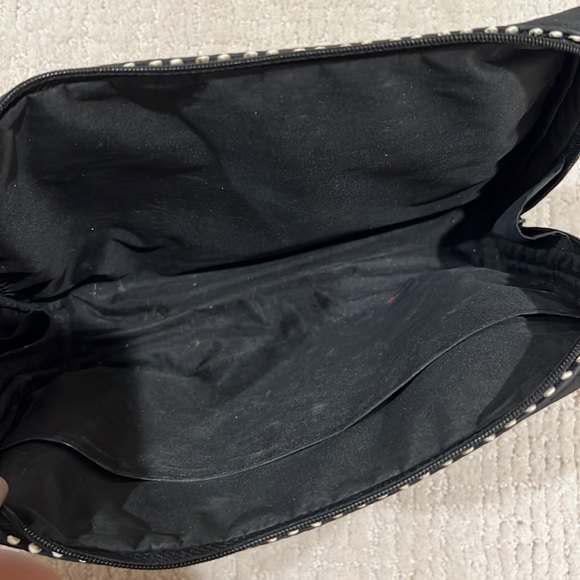 Chanel Black Cosmetic Case with white detail - Picture 3 of 3